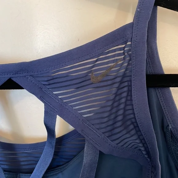 Nike women’s XL strappy yoga sports bra (navy) - Picture 4 of 7